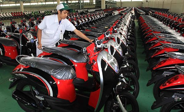 AHM Rilis Warna Sporty Honda Scoopy 