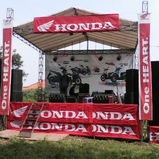 ROADSHOW HONDA MERCUBUANA...