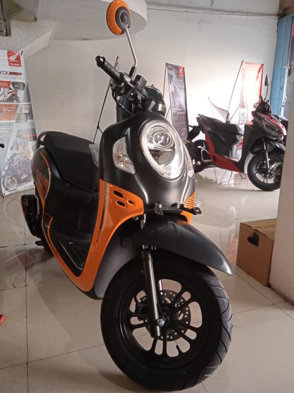 DAPATKAN KESERUAN PROMO AKHIR TAHUN 